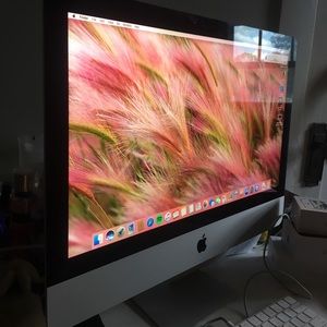 iMac 21.5 inch